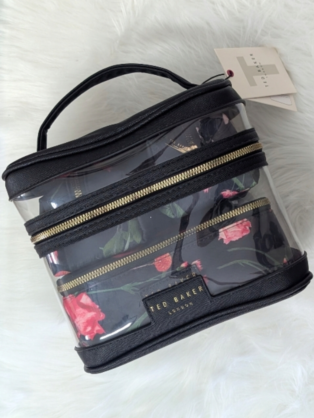 Ted Baker 4 Piece Nesting Cosmetic Bag Set, Scattered Bouquet Print 🌹 - Picture 2 of 16